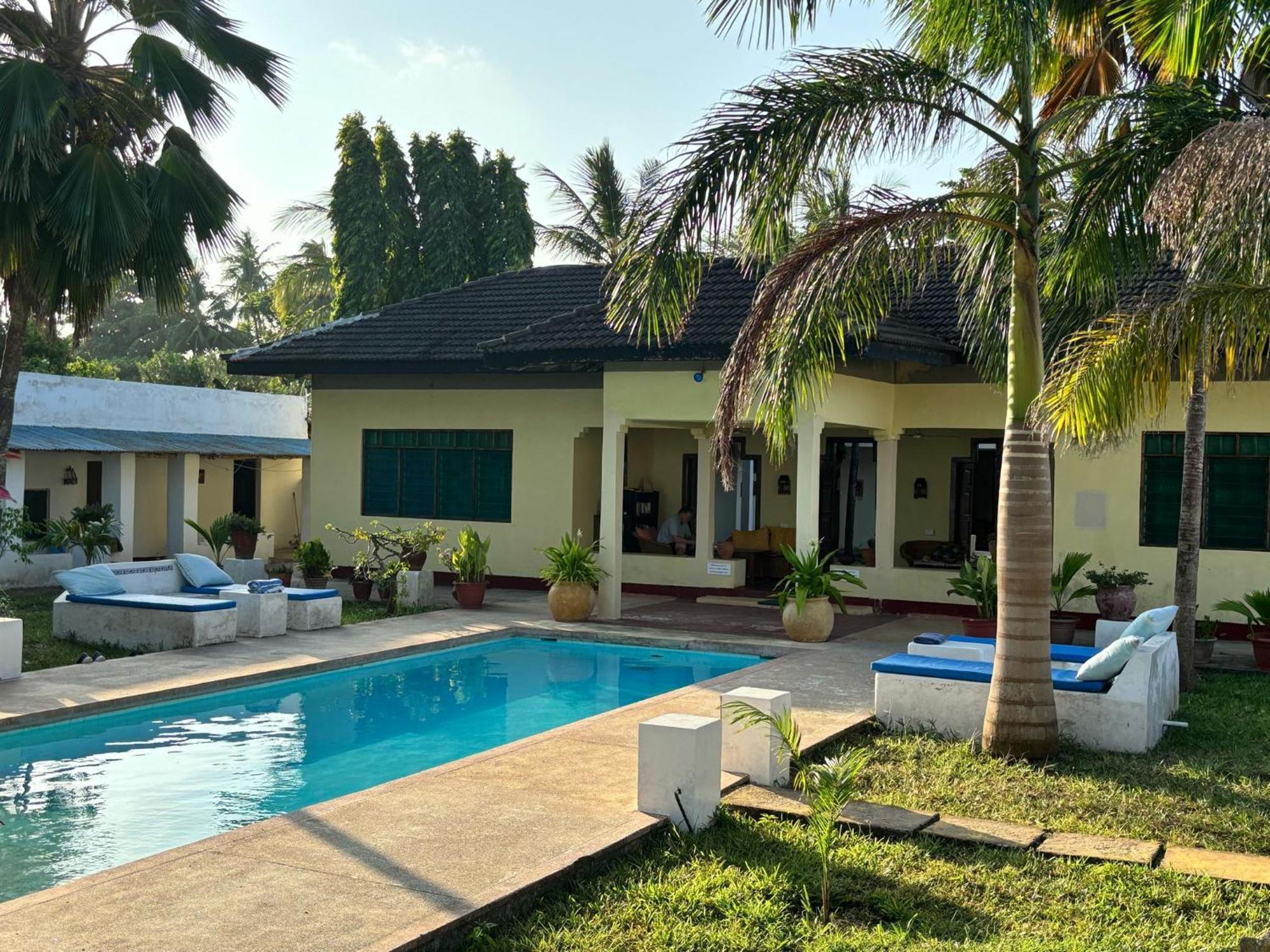 Sawa Sawa Beach House Msambweni Екстер'єр фото