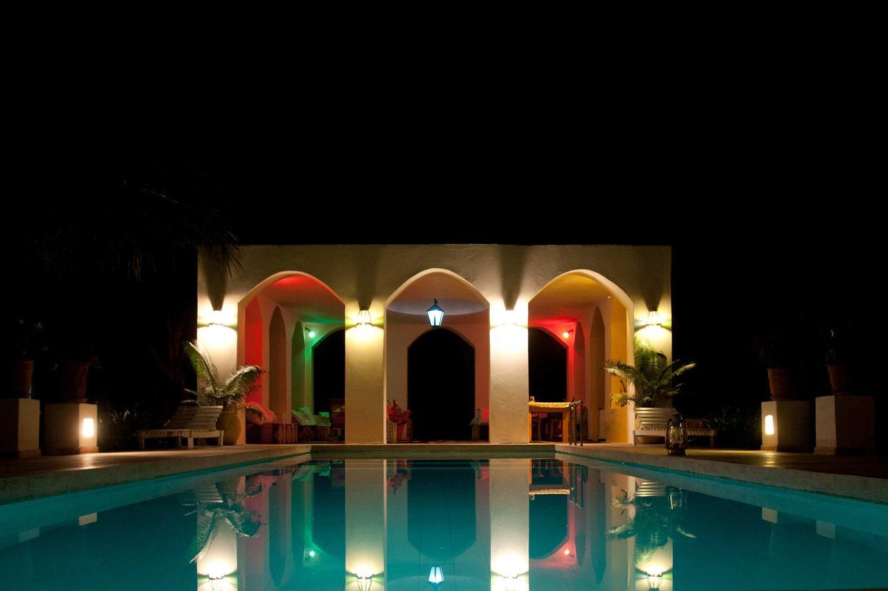 Sawa Sawa Beach House Msambweni Екстер'єр фото